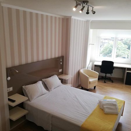 Residencia Compostela Bed and Breakfast Santiago de Compostella Buitenkant foto