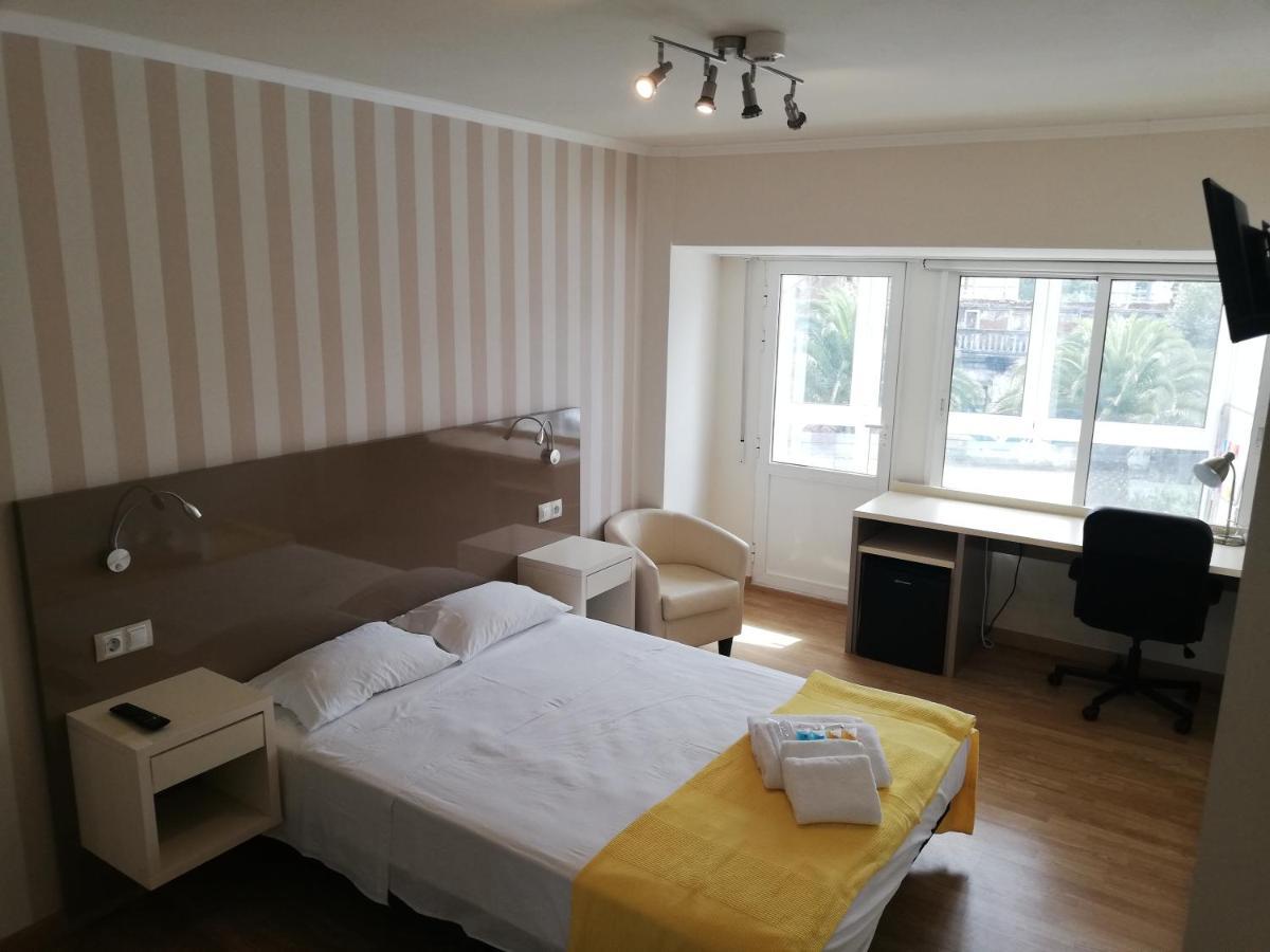 Residencia Compostela Bed and Breakfast Santiago de Compostella Buitenkant foto