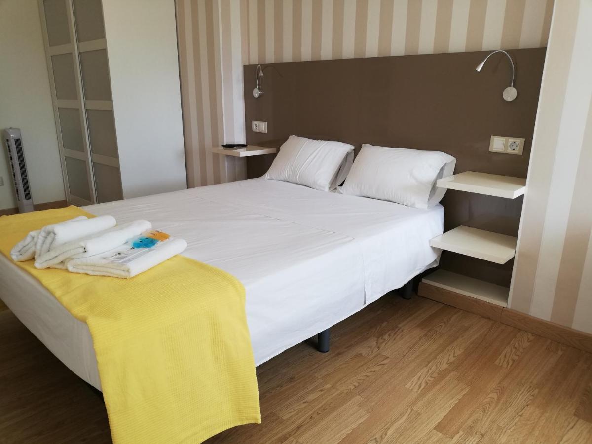 Residencia Compostela Bed and Breakfast Santiago de Compostella Buitenkant foto